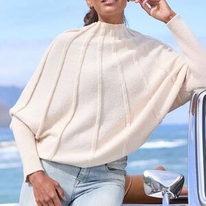 Women’s beige mock turtleneck ribbed sweater, size L